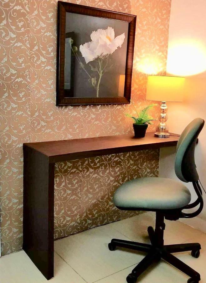 Super Cute Hampton Suites Imus Bagian luar foto