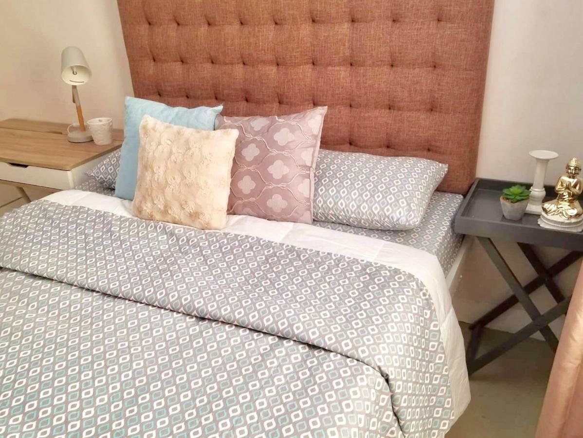 Super Cute Hampton Suites Imus Bagian luar foto